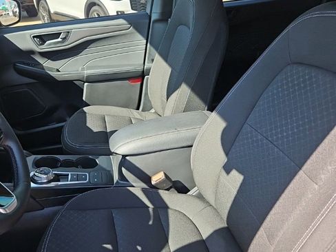 Used 2024 Ford Escape Active w/ Cold Weather Package FWD image 12