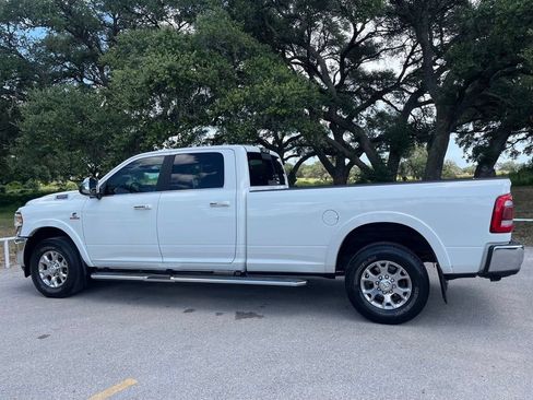 Used 2019 RAM 3500 Laramie RWD image 7