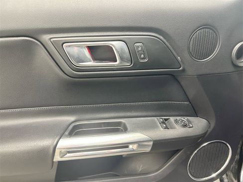 Used 2019 Ford Mustang GT Premium image 21