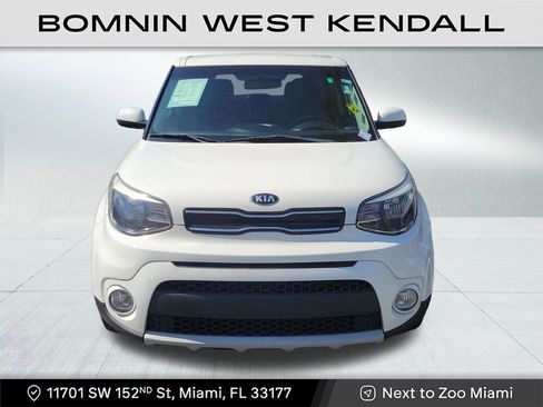 Used 2019 Kia Soul + image 2