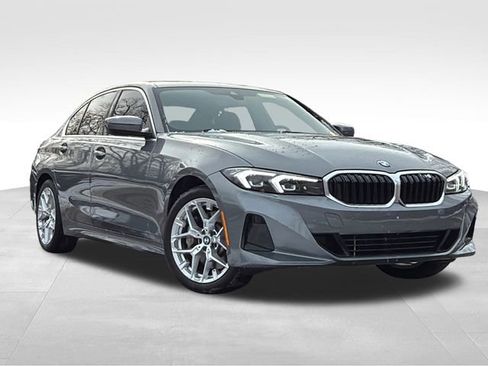 Used 2025 BMW 330i xDrive Sedan w/ Convenience Package AWD/4WD image 2