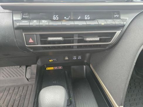 Certified 2025 Toyota Camry LE AWD/4WD image 17