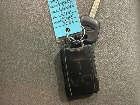 Used 2016 Chevrolet Colorado W/T w/ WT Convenience Package AWD/4WD image 15