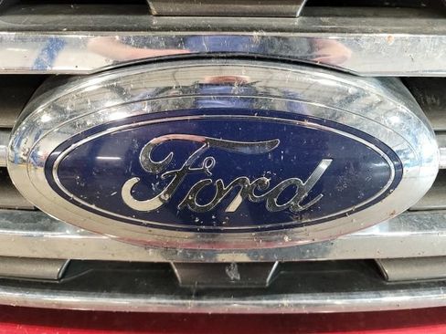 Used 2019 Ford Expedition XLT w/ Equipment Group 202A AWD/4WD image 17
