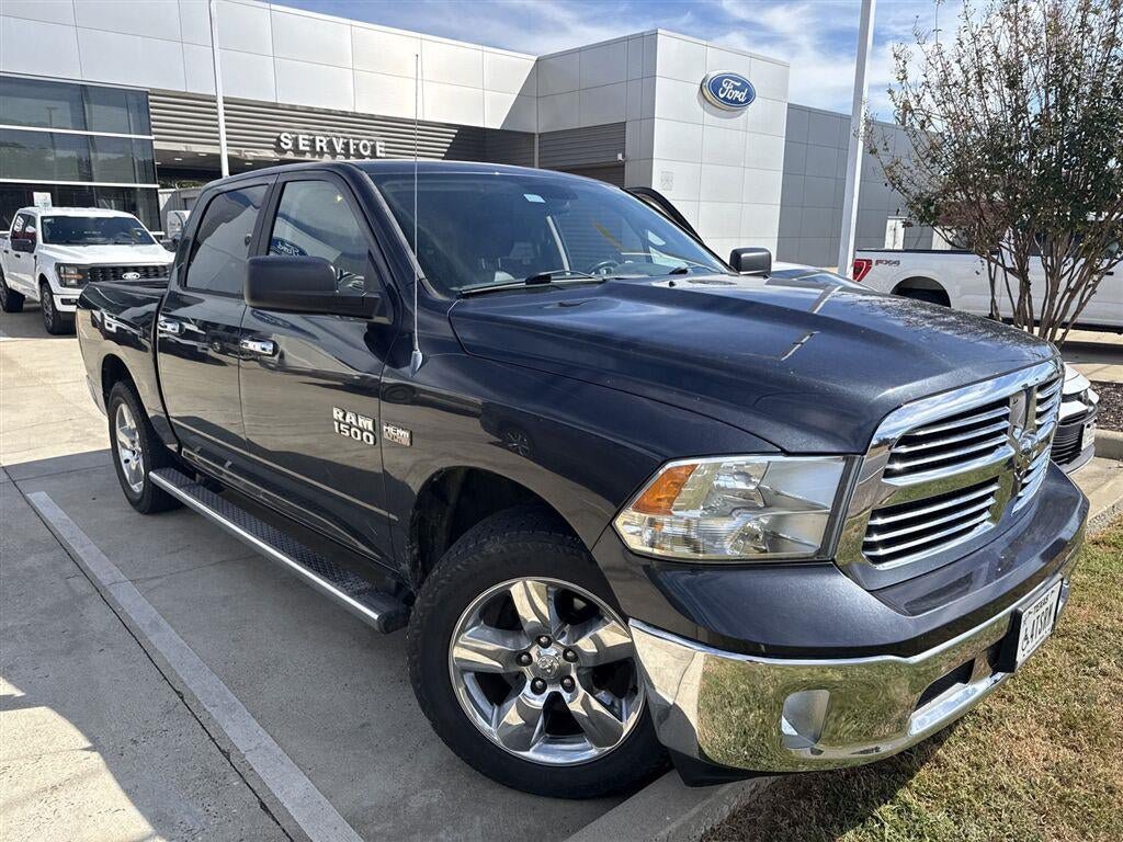 Used 2014 RAM 1500 Lone Star RWD image 1