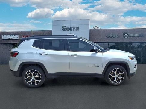 Used 2024 Jeep Compass Limited AWD/4WD image 8