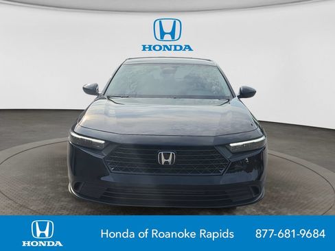 Used 2025 Honda Accord LX image 8