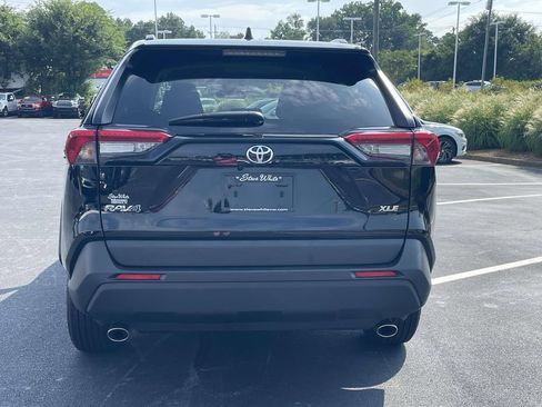 Used 2024 Toyota RAV4 XLE FWD image 6