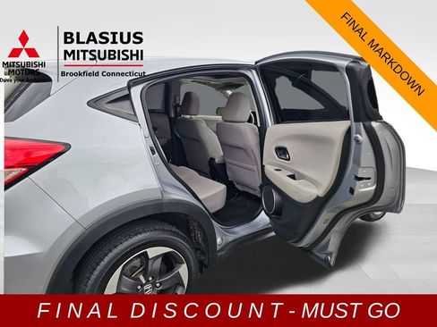 Used 2018 Honda HR-V EX image 16