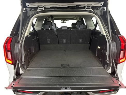 Used 2025 Ford Expedition Max Platinum AWD/4WD image 43