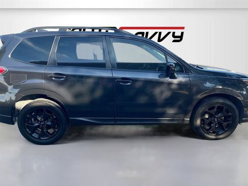 Used 2018 Subaru Forester 2.5i Premium image 8