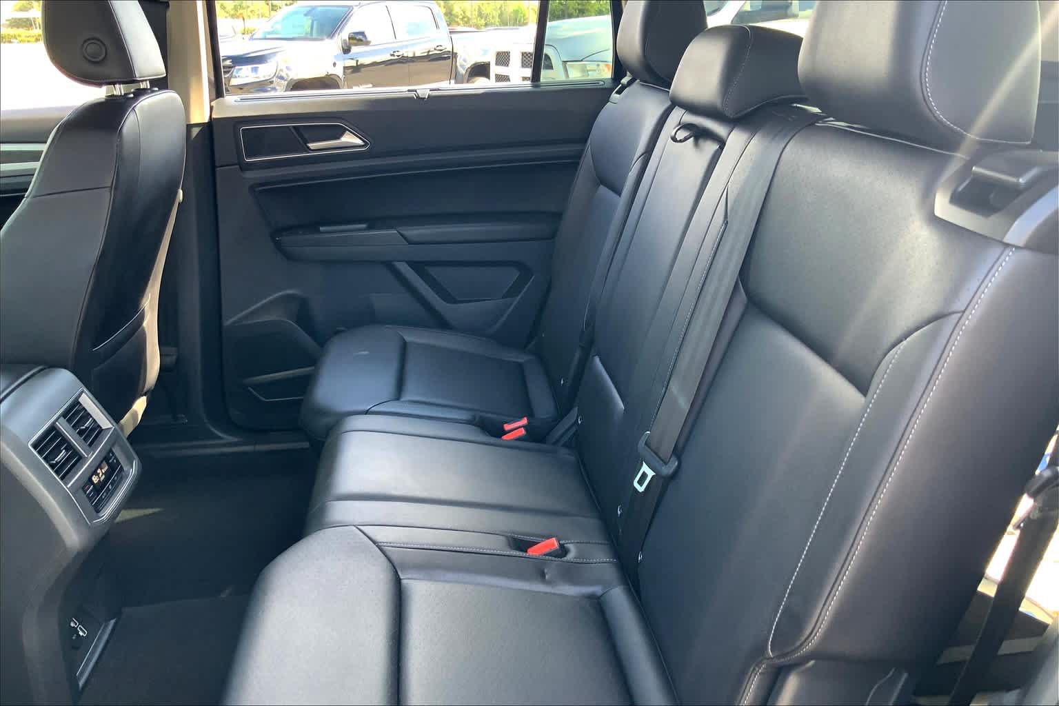 Used 2018 Volkswagen Atlas SE FWD image 20