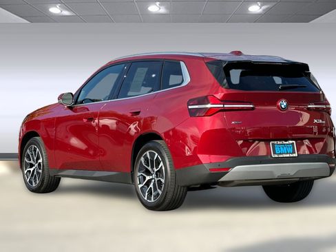 Used 2025 BMW X3 xDrive30i w/ Premium Package image 3