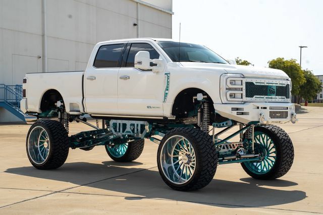 Used 2024 Ford F250 Limited w/ FX4 Off-Road Package AWD/4WD image 8