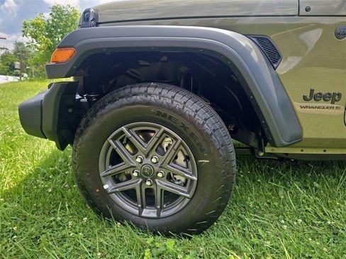 New 2025 Jeep Wrangler Sport S image 8