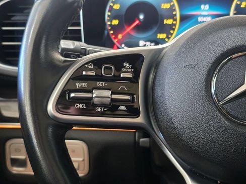 Used 2022 Mercedes-Benz GLS 450 4MATIC image 11
