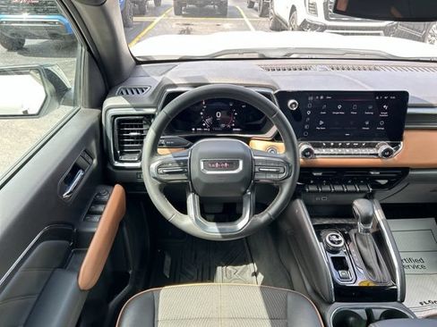 Certified 2023 GMC Canyon AT4 w/ Technology Package AWD/4WD image 23