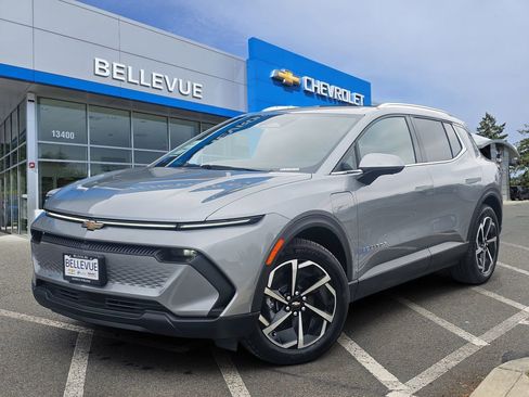 New 2026 Chevrolet Equinox EV LT AWD/4WD image 1