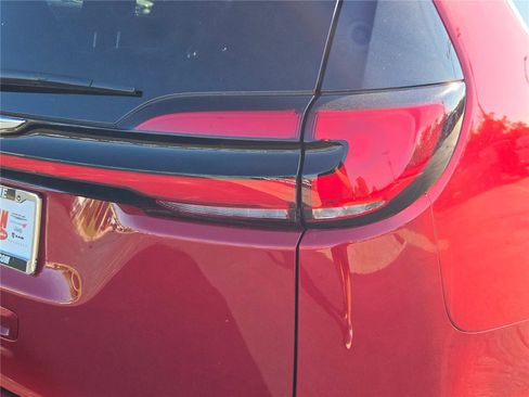 New 2026 Chrysler Pacifica Select image 13