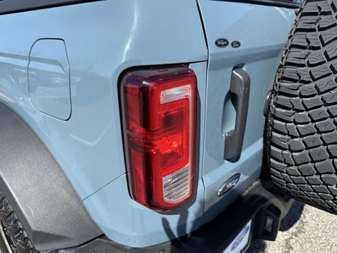 Used 2022 Ford Bronco Big Bend w/ Sasquatch Package image 10