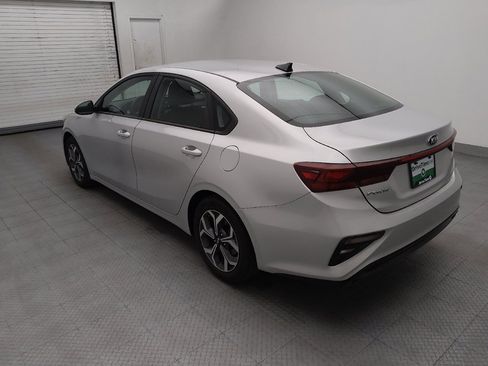 Used 2021 Kia Forte LXS FWD image 3