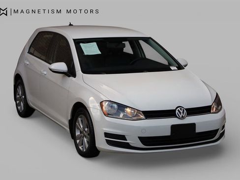 Used 2015 Volkswagen Golf TDI S image 4