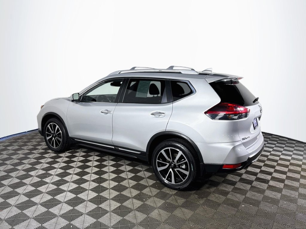 Used 2018 Nissan Rogue SL w/ Premium Package AWD/4WD image 8