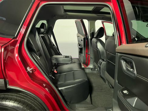 Certified 2023 Nissan Rogue SV w/ SV Premium B Package AWD/4WD image 29