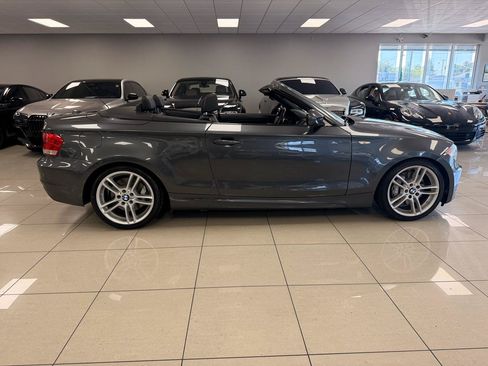Used 2013 BMW 135i Convertible RWD image 4