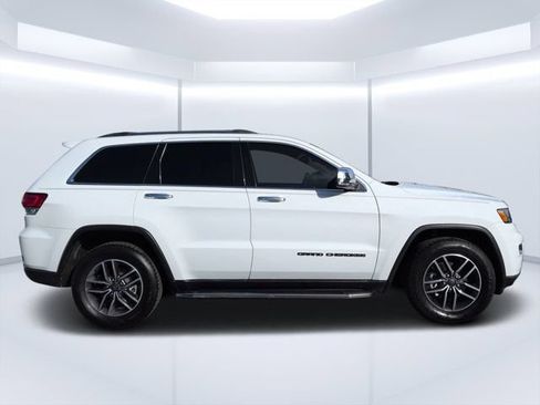 Used 2020 Jeep Grand Cherokee Limited w/ Luxury Group II RWD image 2