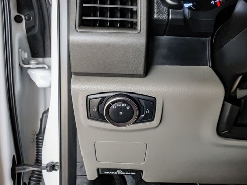 Used 2019 Ford F550 4x4 SuperCab Super Duty image 27
