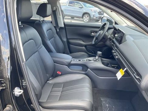 Used 2025 Honda HR-V EX-L image 32