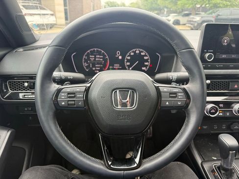 Used 2025 Honda Civic Sport image 11