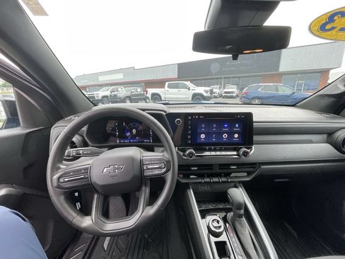 Certified 2023 Chevrolet Colorado Trail Boss w/ Advanced Trailering Package AWD/4WD image 11