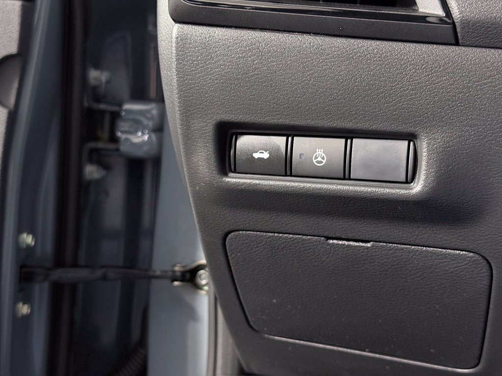 Certified 2026 Nissan Sentra SV w/ SV Convenience Package FWD image 21