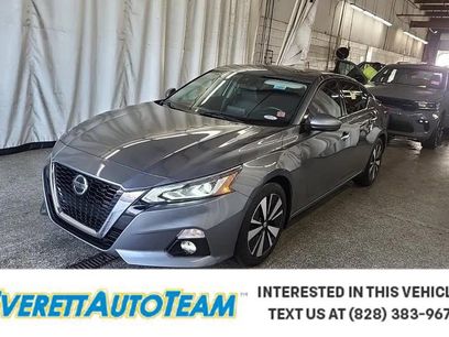 Used 2021 Nissan Altima 2.5 SL