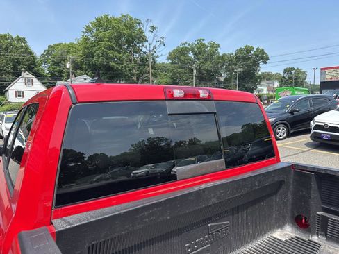 Used 2019 RAM 1500 Big Horn image 9