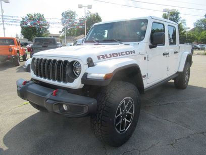 New 2025 Jeep Gladiator Rubicon w/ Convenience Group