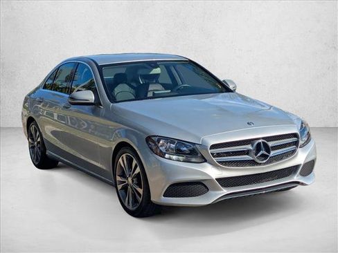Used 2016 Mercedes-Benz C 300 Sedan image 3