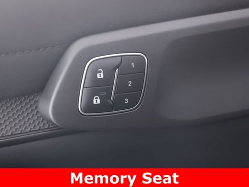 Used 2025 Ford Ranger Raptor AWD/4WD image 19