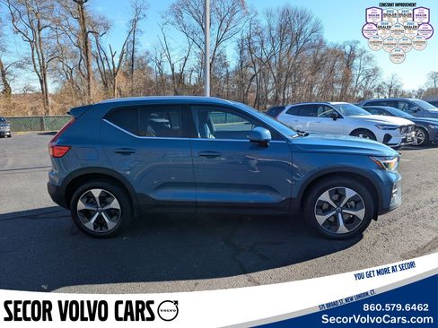 Certified 2023 Volvo XC40 B5 Plus w/ Driver Assist Package image 3