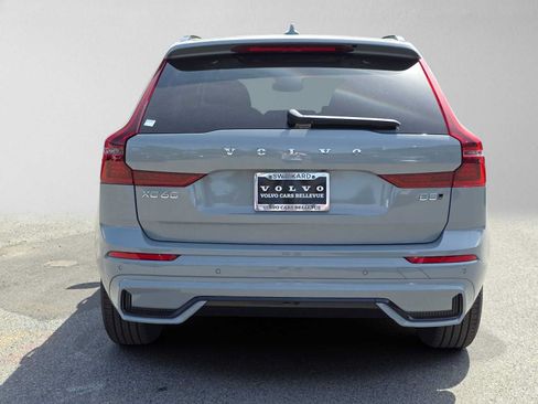 Used 2026 Volvo XC60 B5 Core AWD/4WD image 4