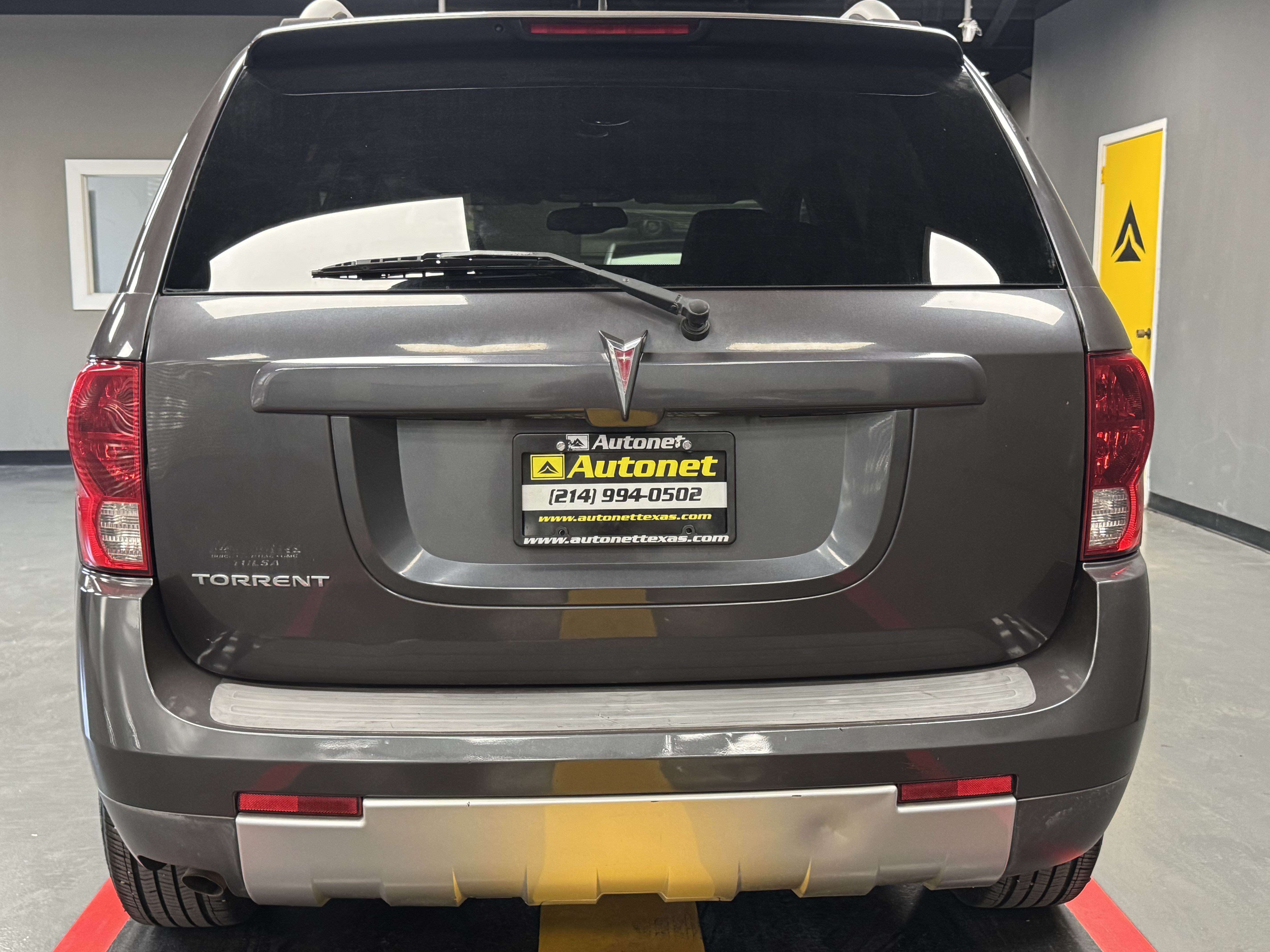 Used 2008 Pontiac Torrent 2WD w/ Preferred Package image 5