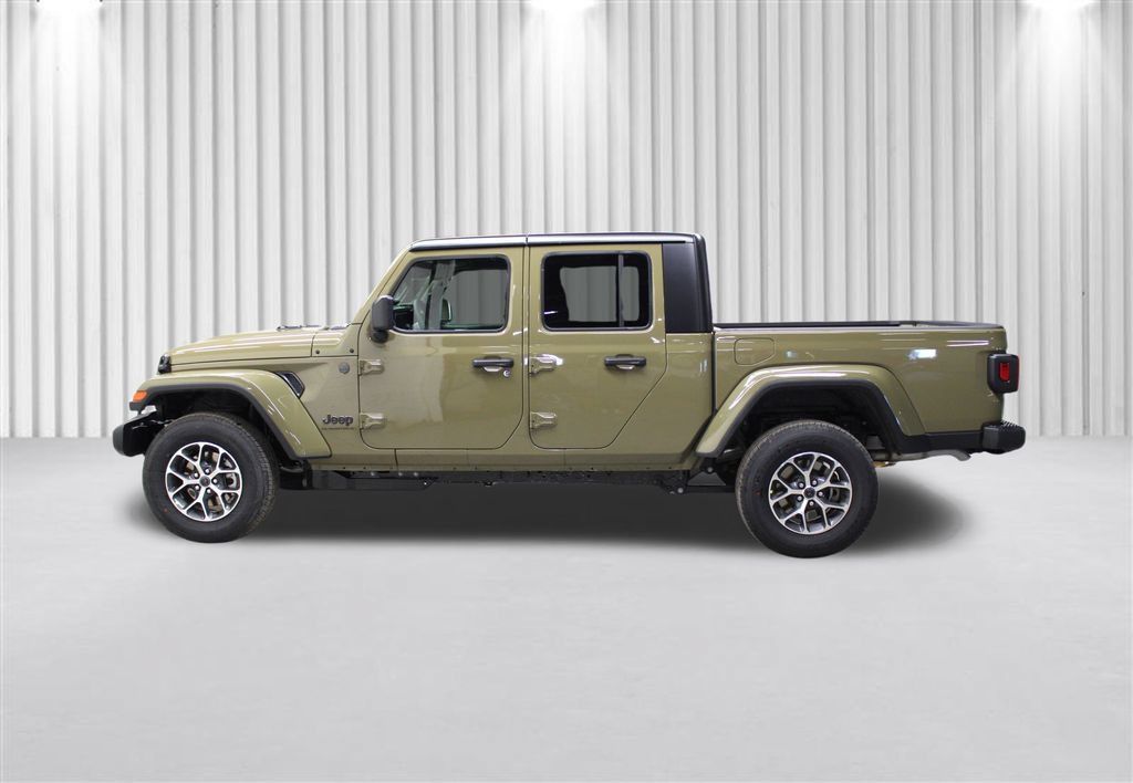 New 2026 Jeep Gladiator Sport AWD/4WD image 7