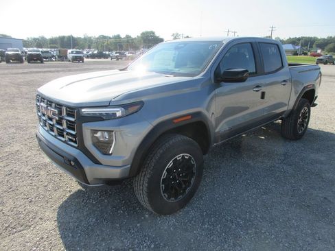 New 2026 GMC Canyon AT4 AWD/4WD image 9