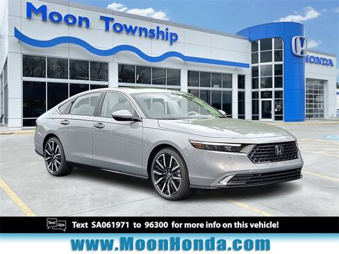 New 2025 Honda Accord Touring image 1