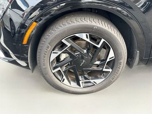 Used 2024 Kia Sportage SX image 35