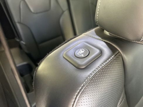 Used 2022 Kia Telluride SX w/ SX Prestige Package image 29