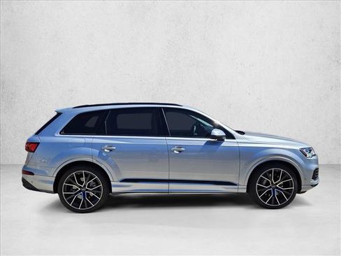 Certified 2023 Audi Q7 3.0T Prestige AWD/4WD image 4