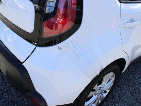 Used 2014 Kia Soul + image 25